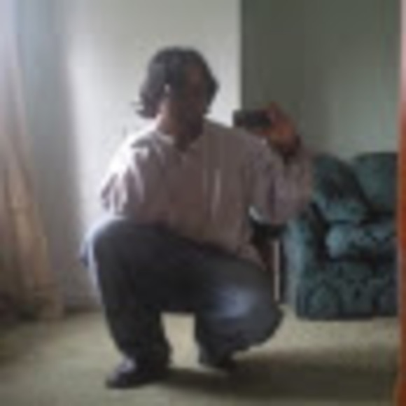 Meet your Posher, Julio - Picture 1 of 1